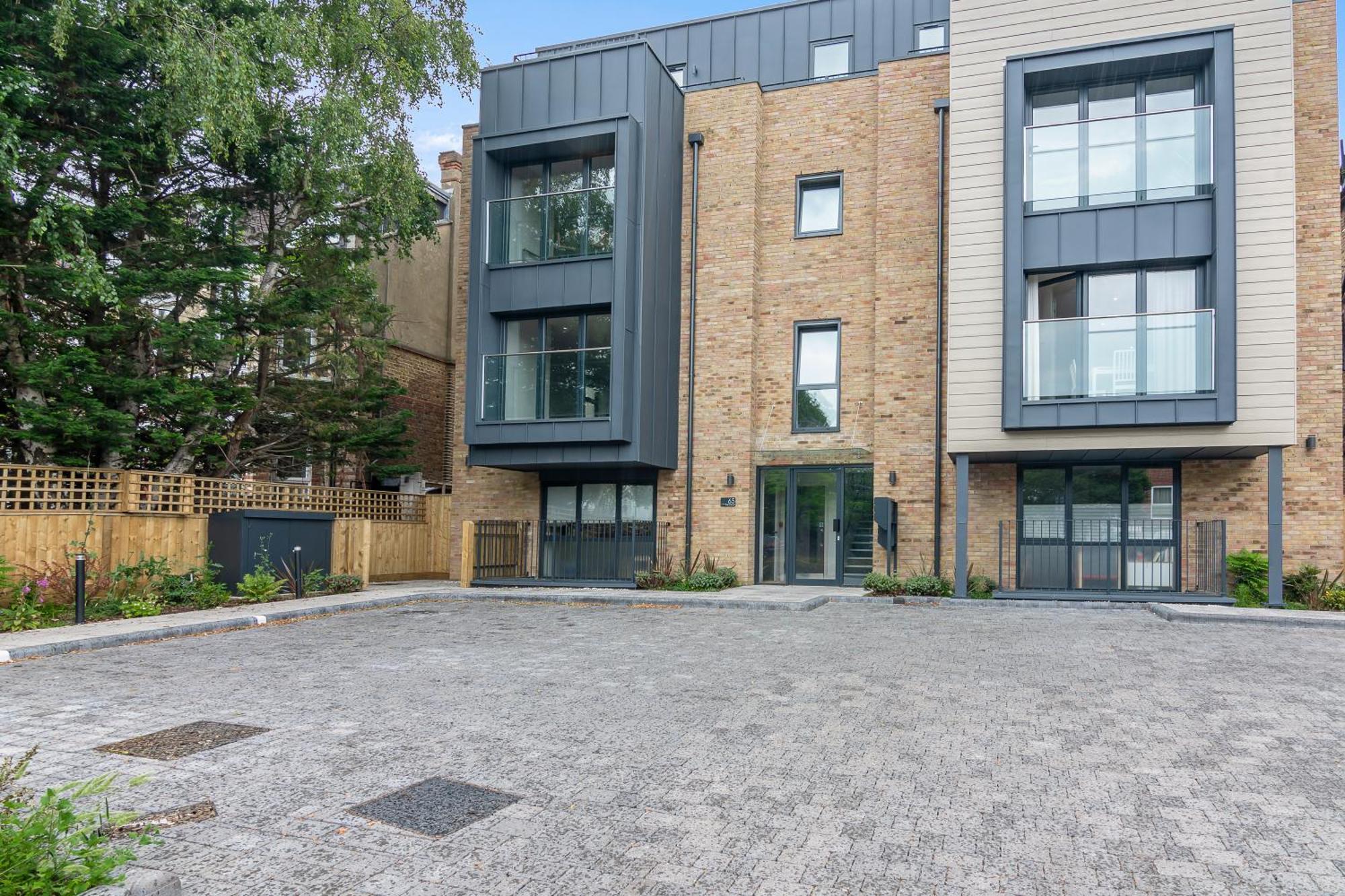 Spacious, 3 Bedroom, 2 Bathroom, Surbiton Экстерьер фото